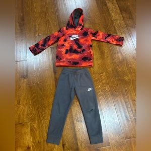 Nike boys hoodie set